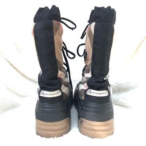 Burberry Snow boots